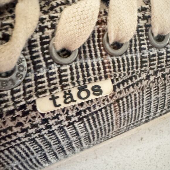 Taos Z79103 Womens Black Plaid Star Casual Sneaker Size US 8 - Picture 7 of 9